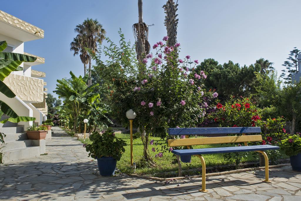 Fili Hotel Apartments Tigaki Exteriér fotografie