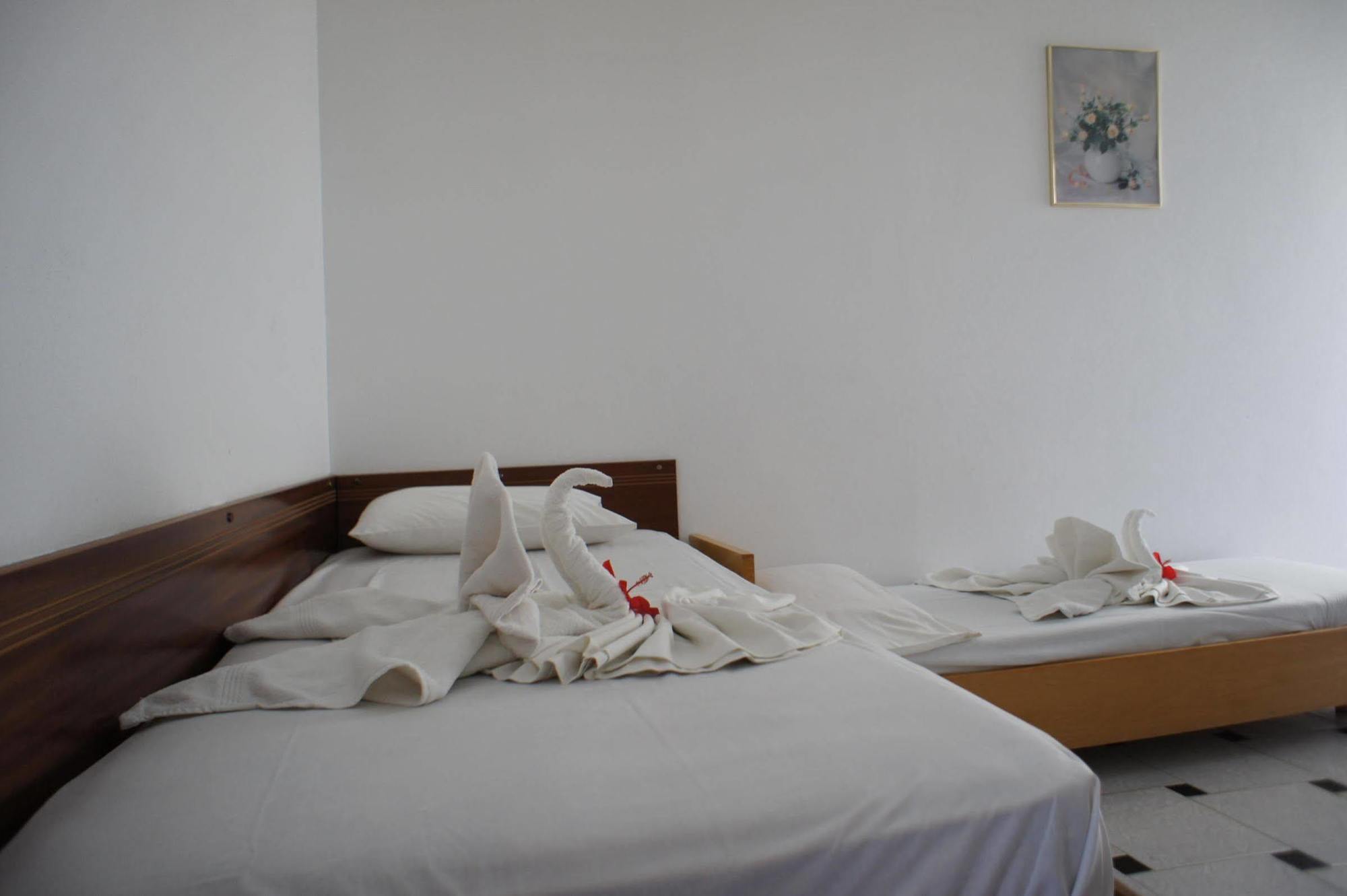 Fili Hotel Apartments Tigaki Exteriér fotografie