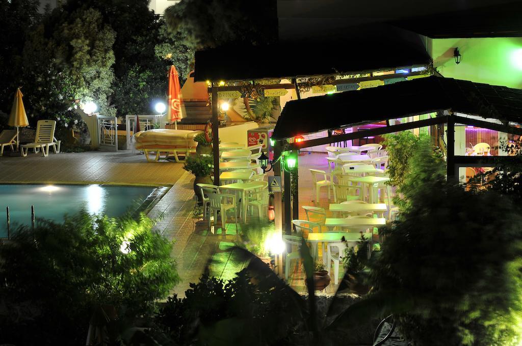 Fili Hotel Apartments Tigaki Exteriér fotografie